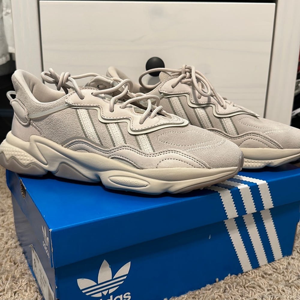 Adidas weego women’s size 8.5 brand new